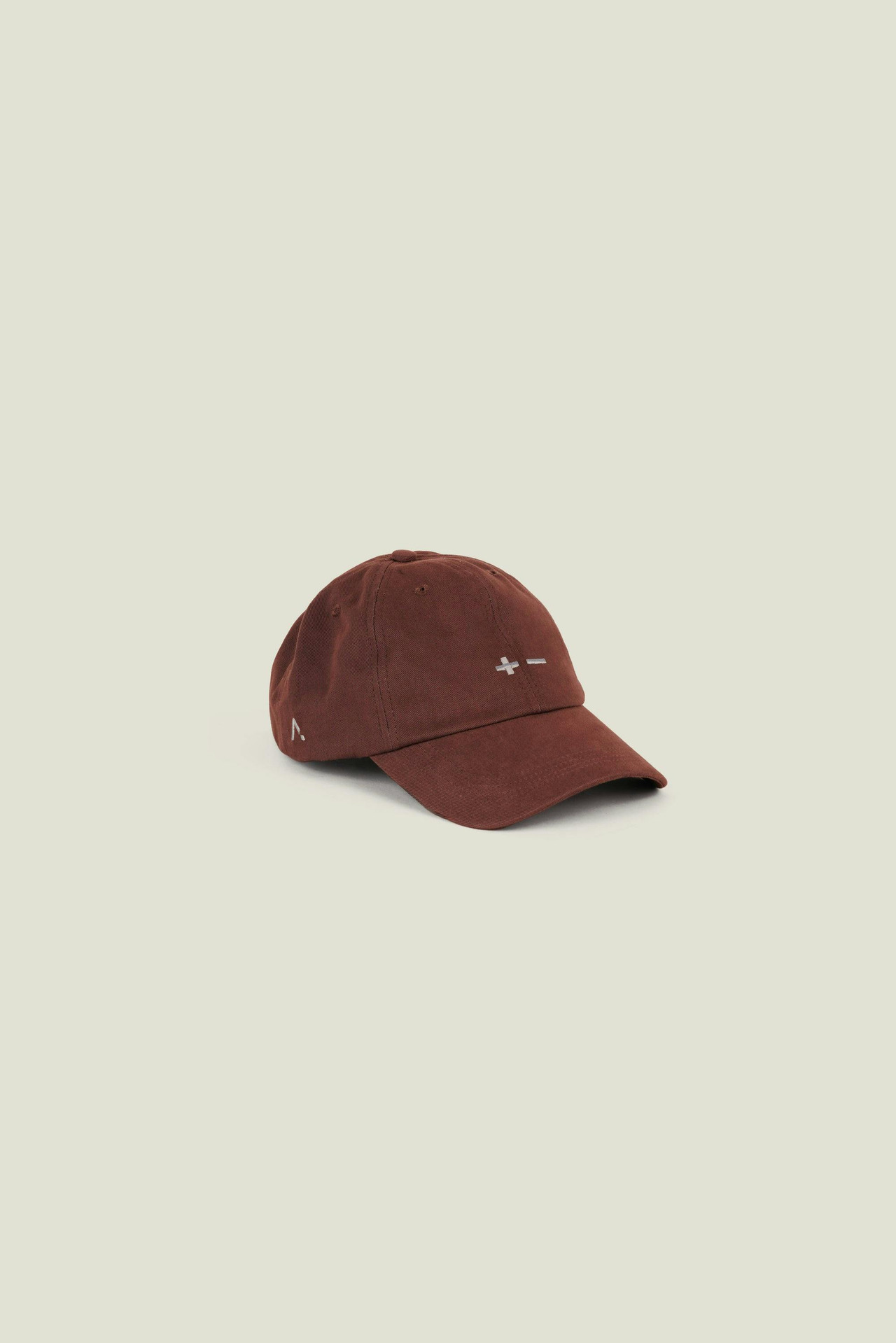 6-panel cotton cap with adjustable metal buckle