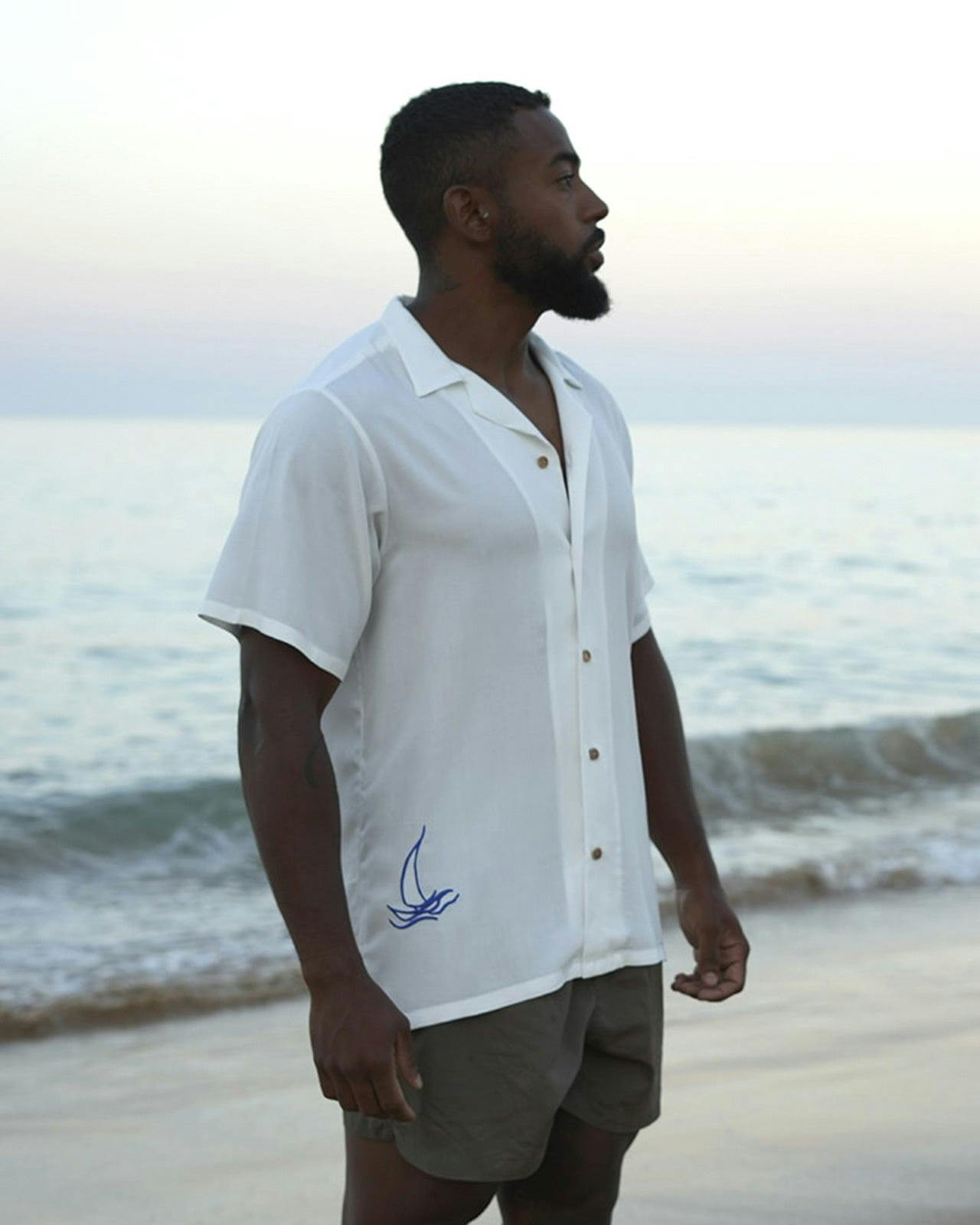 Camisa Elba en Viscosa EcoVero™ con bordado de velero