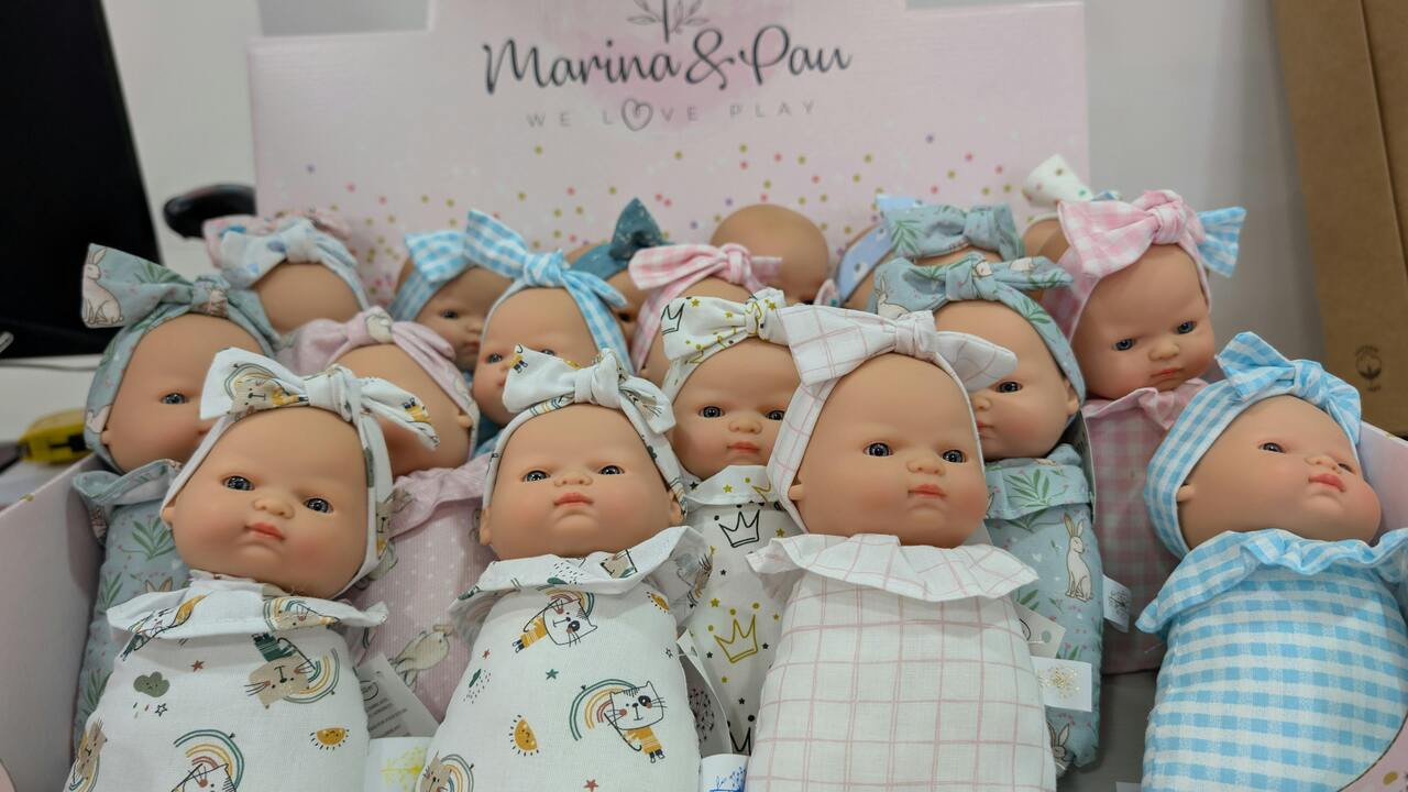 Muñeco suave con sonajero Sweet Sound para bebé, colores surtidos