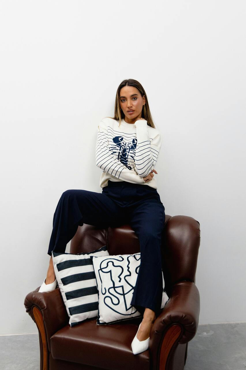 Pantalones de confección azul marino con cintura alta