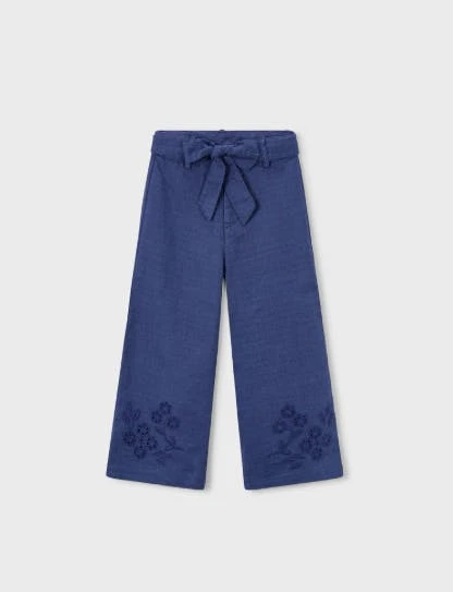 Linen trousers with embroidered pockets