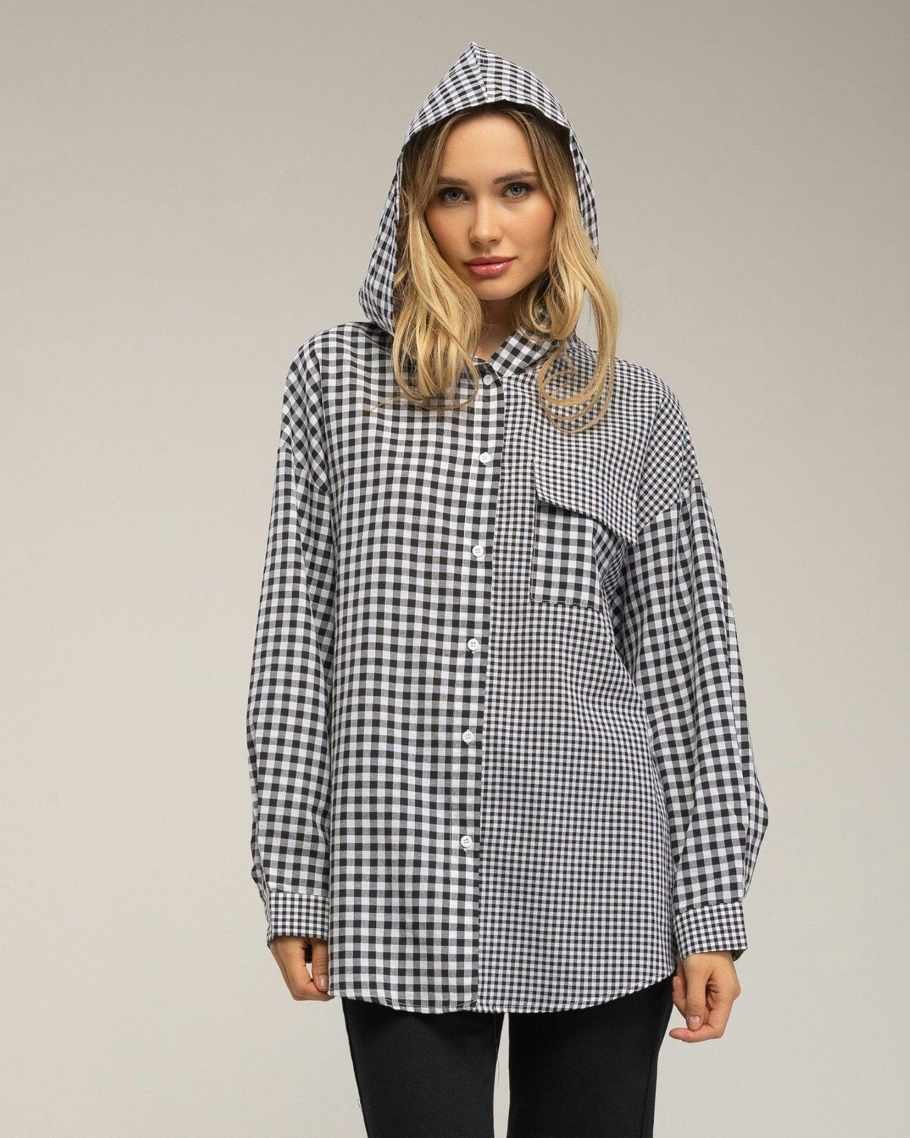 Oversized vichy blouse with hood and pocket