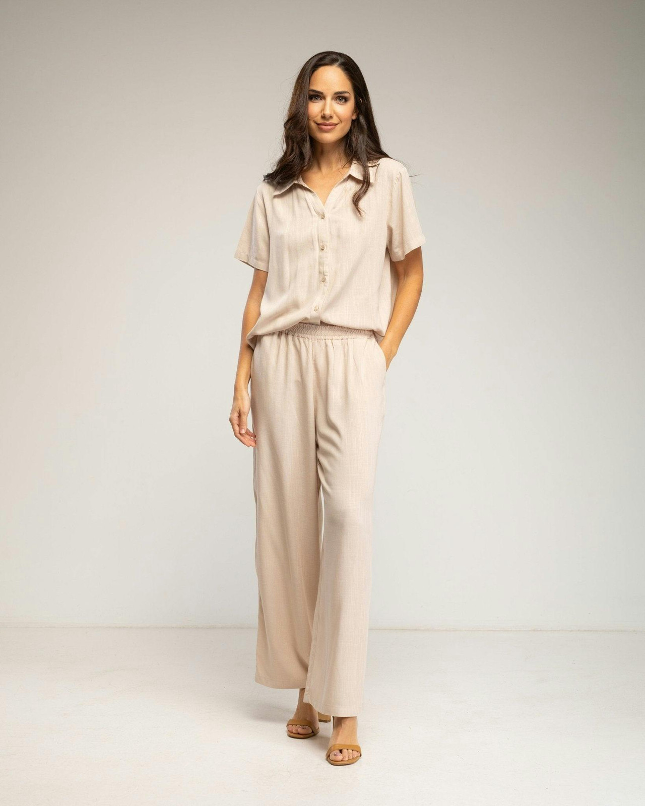 Conjunto camisa manga corta y pantalón elástico