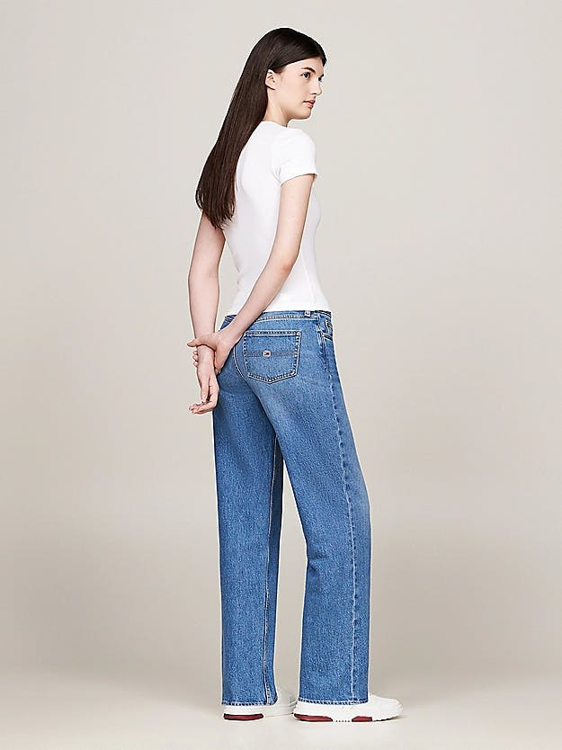 Tommy Jeans Camiseta slim Acanalada con Parche Mujer blanco