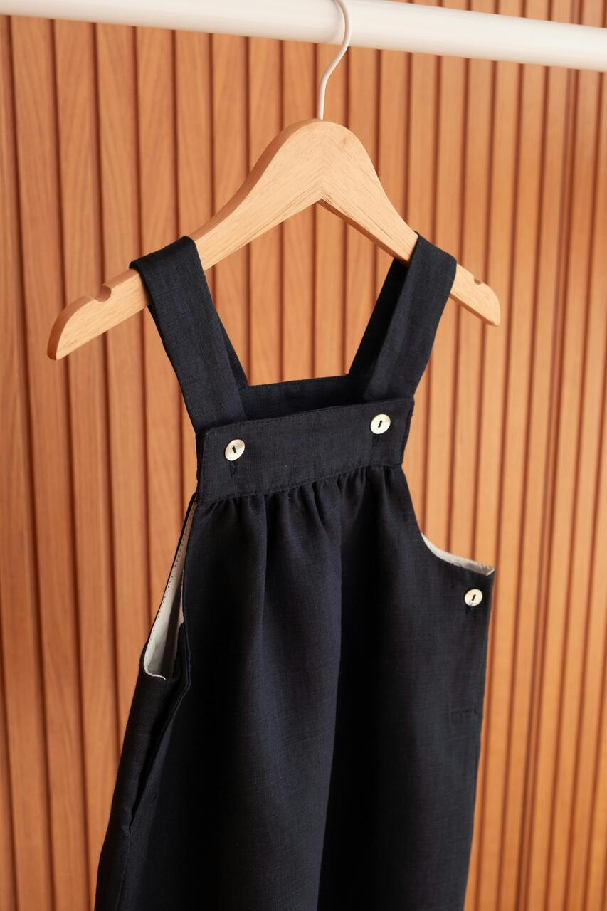 Falda peto de lino para niña