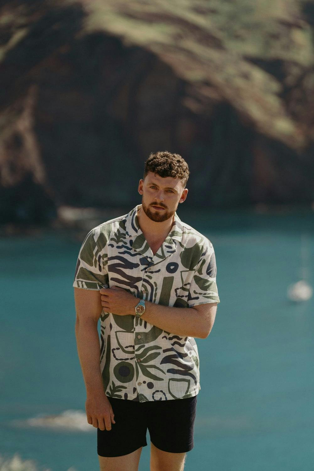 Linen shirt inspired by Madeira in linen and organic cotton