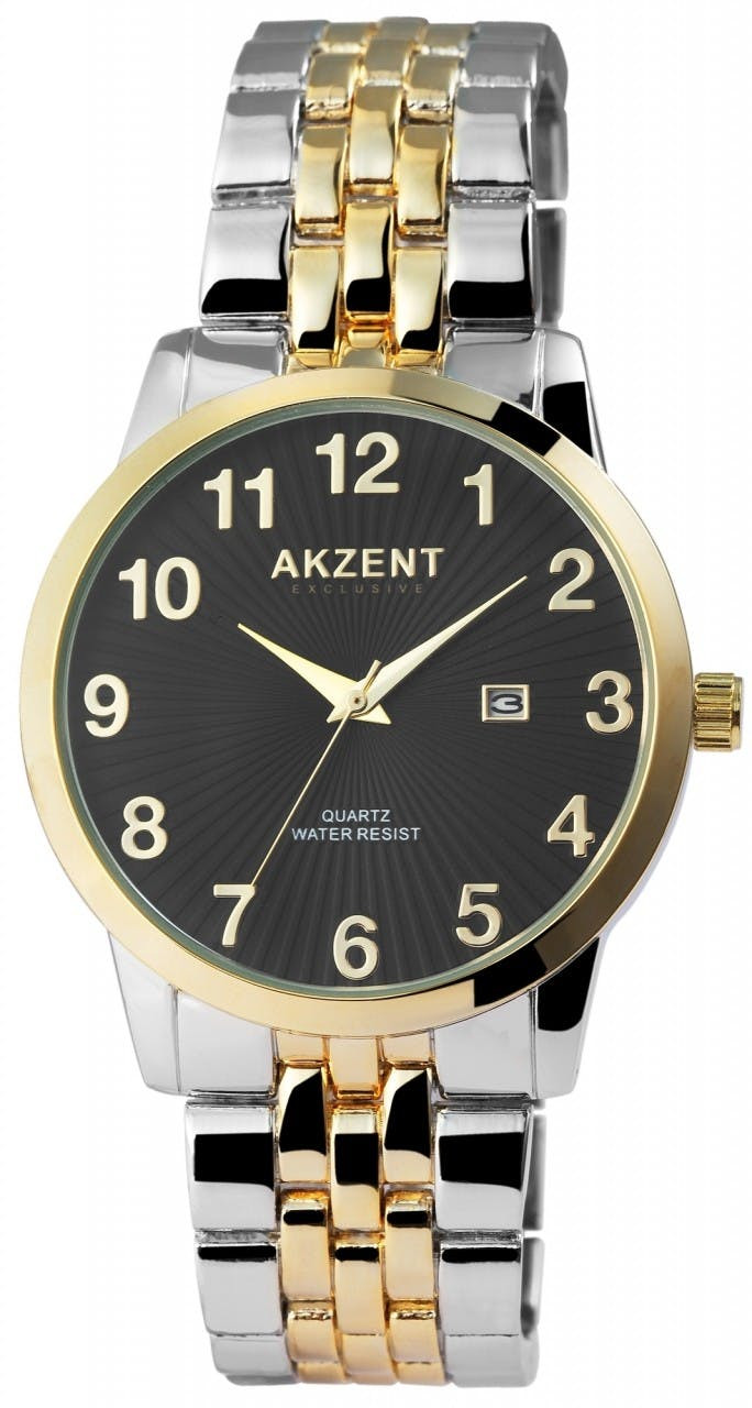 Analog wristwatch with metal bracelet and fluted dial