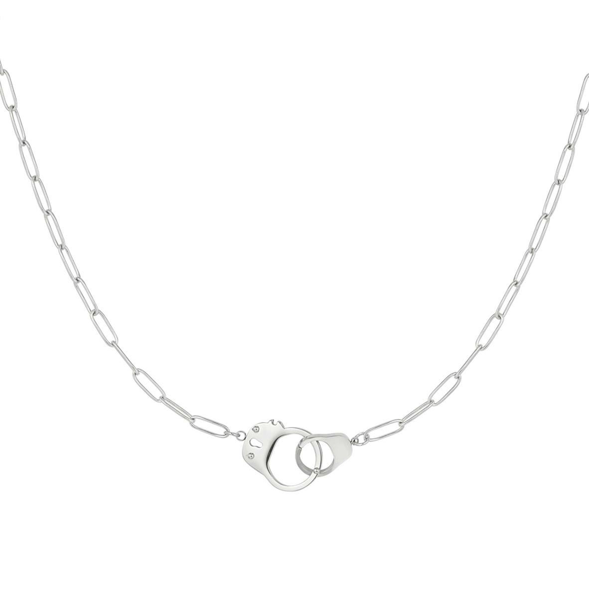 Collar de acero inoxidable plateado
