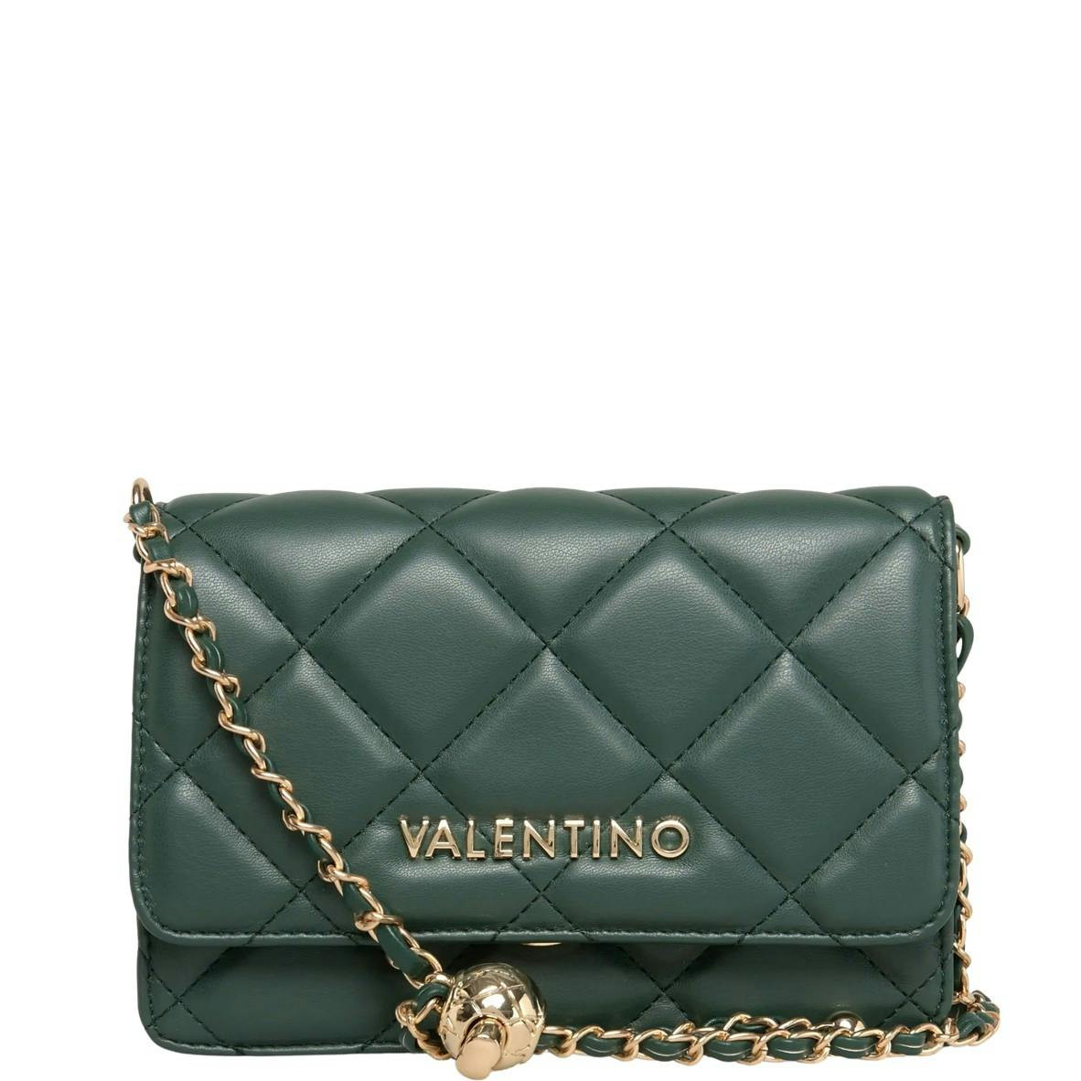 Shoulder bag in recycled polyurethane with chain detail green