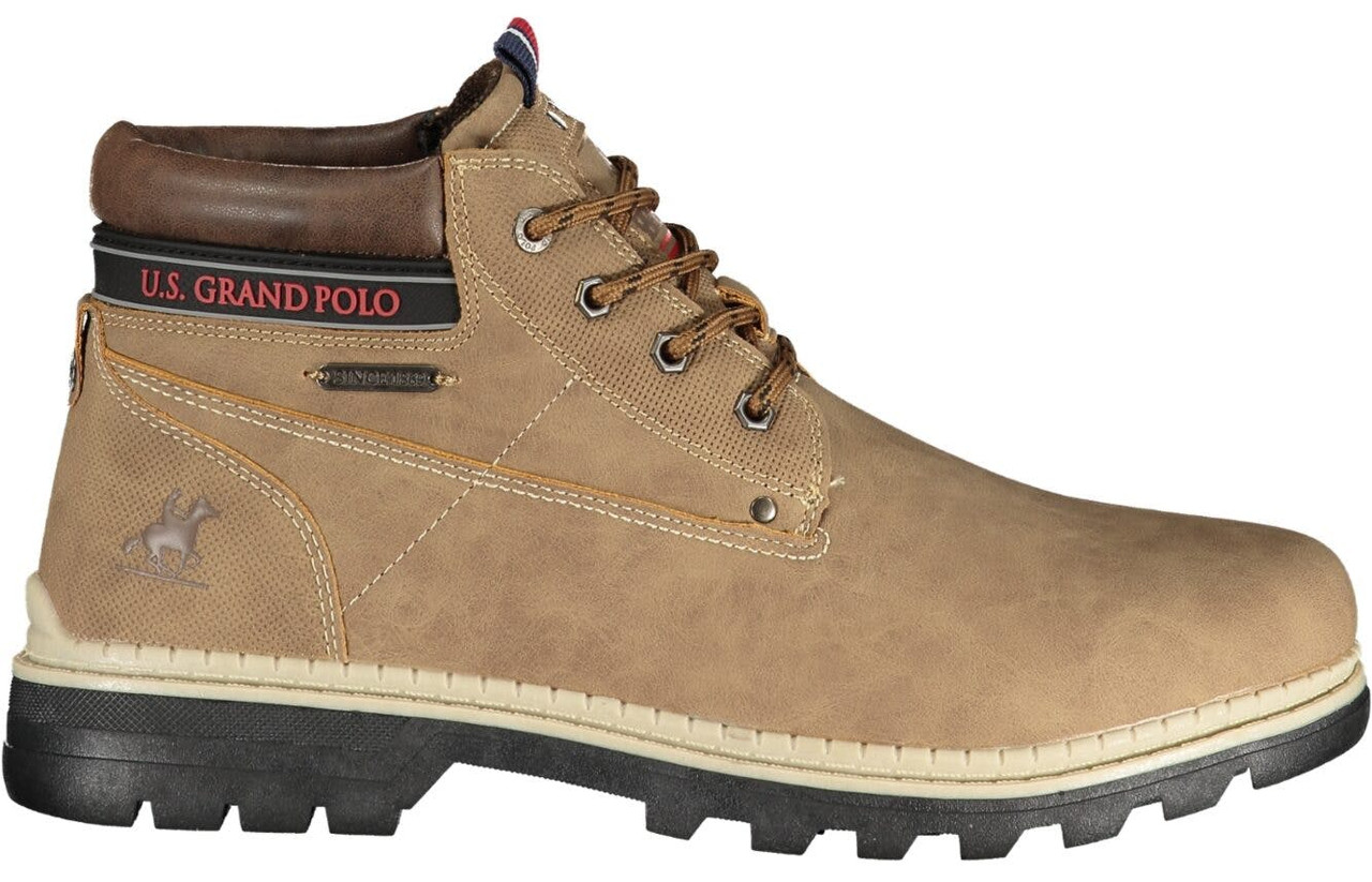 Bota de hombre con cordones y detalles en contraste