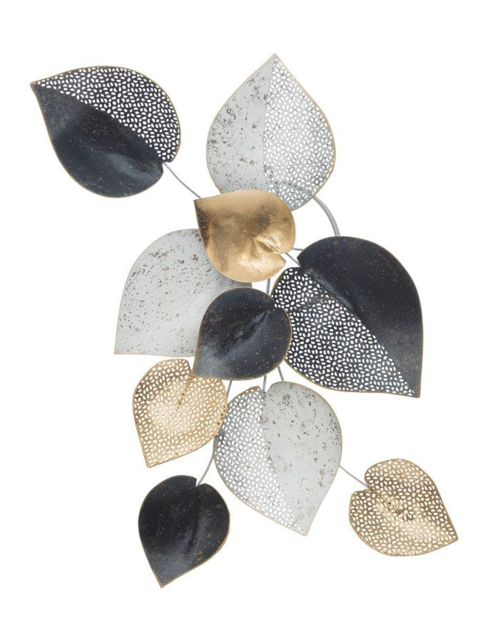 Panel decorativo de metal con motivos de hojas y flores