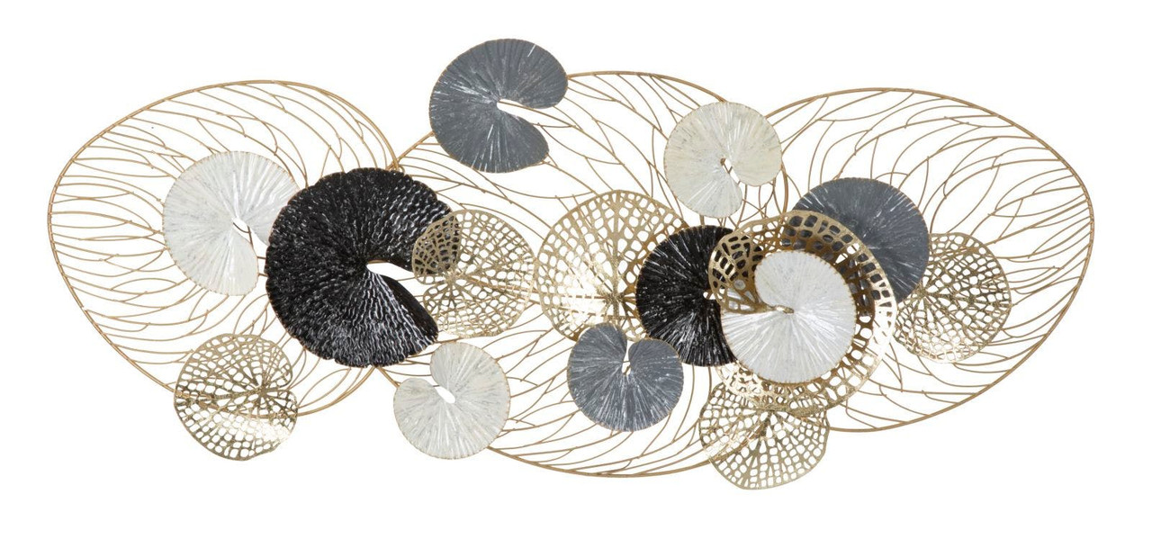 Panel decorativo de metal con motivos de hojas y flores
