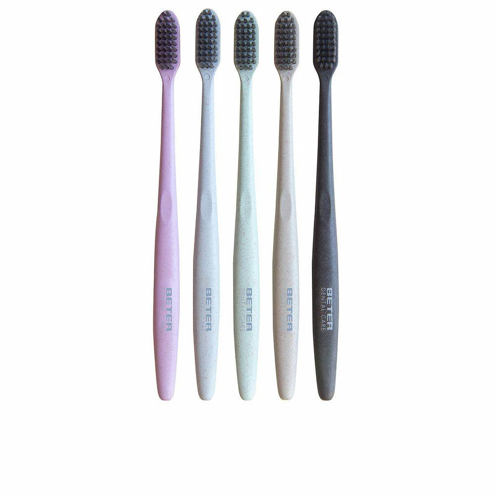 Cepillo de dientes manual adulto cabeza media