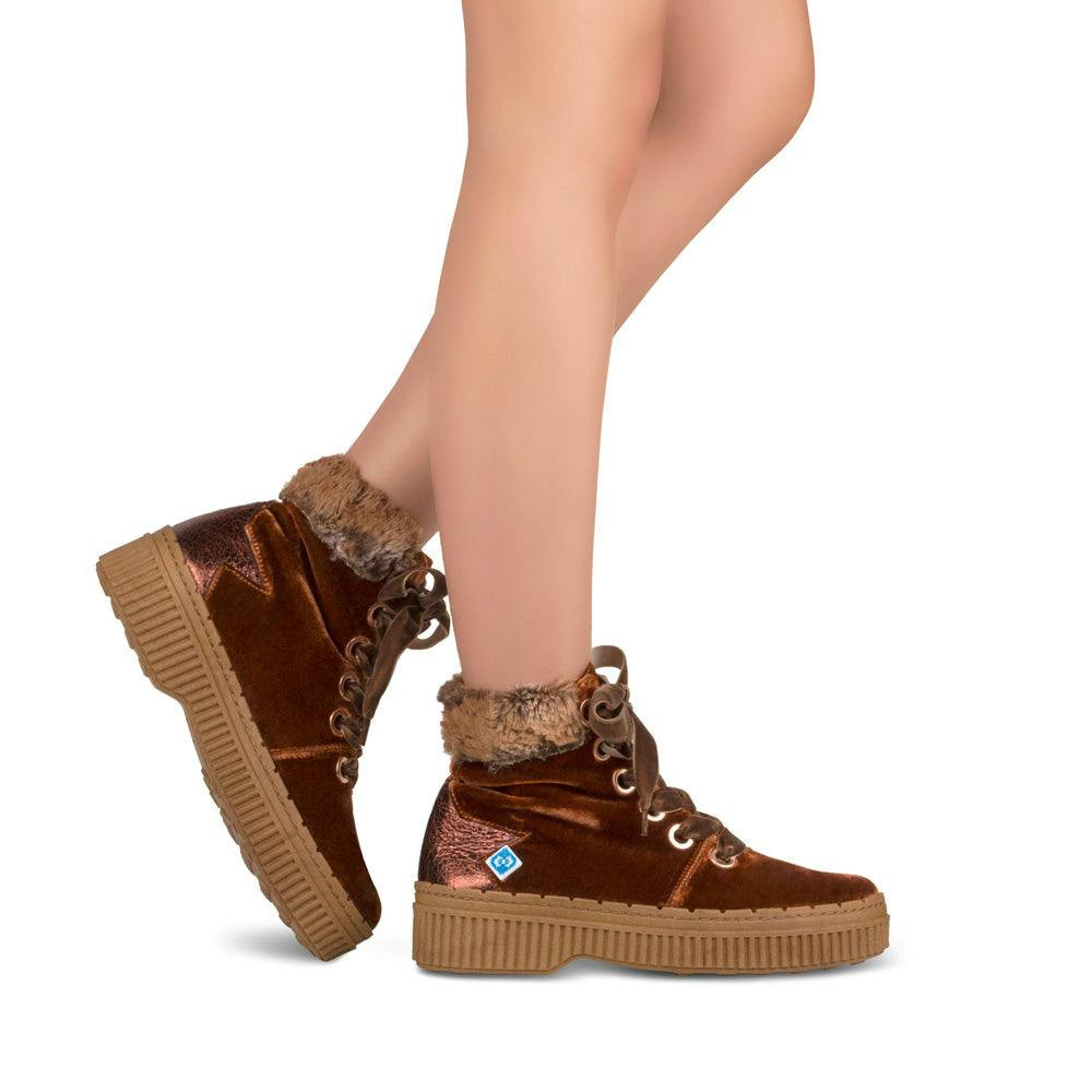 Zapatillas Trinas 03 en piel y terciopelo con suela de goma TR