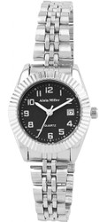 Relógio Alain Milner feminino analógico com movimento de quartzo e 3 ponteiros. Caixa em aço inoxidável de 27 mm com vidro mineral. Bracelete de elos em aço inoxidável de 13 mm com fecho dobrável ajustável e elos removíveis. Mostrador com algarismos arábicos e indicador de data. Marca: Alain Milner.