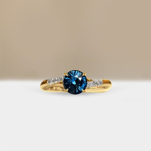 S828-SYLVIA-YG-NVST3005.jpg S828-SYLVIA-YG-NVST3005.jpg