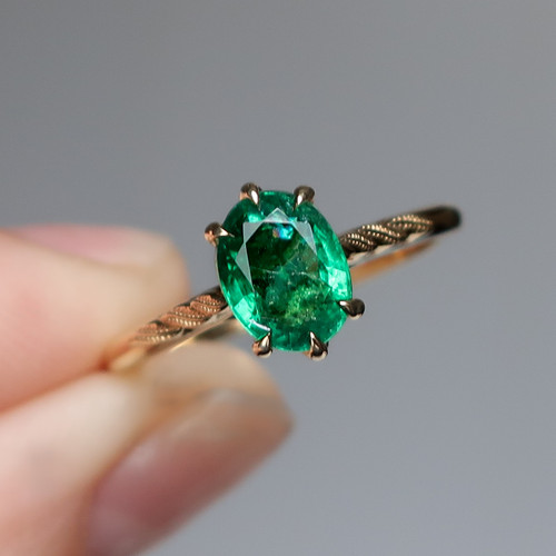 Custom Leaf - 1.28 Cts Oval Emerald Engagement Ring