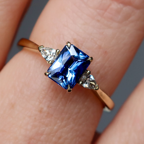 Faye - 1.11ct Radiant Blue Sapphire Engagement Ring - [S811-FAYER-NVST3411]