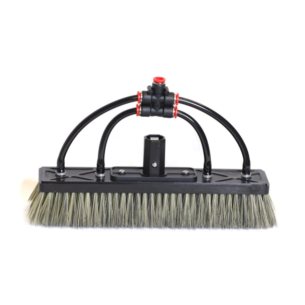 Tucker's Honey Badger Brush