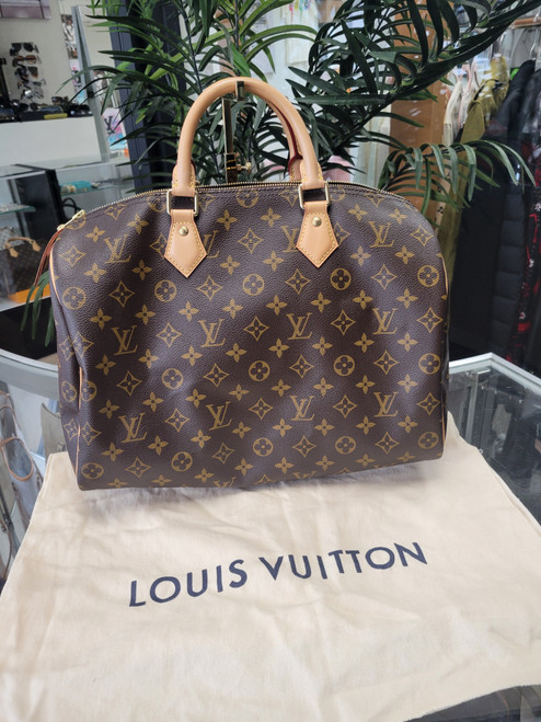 Louis Vuitton speedy 35