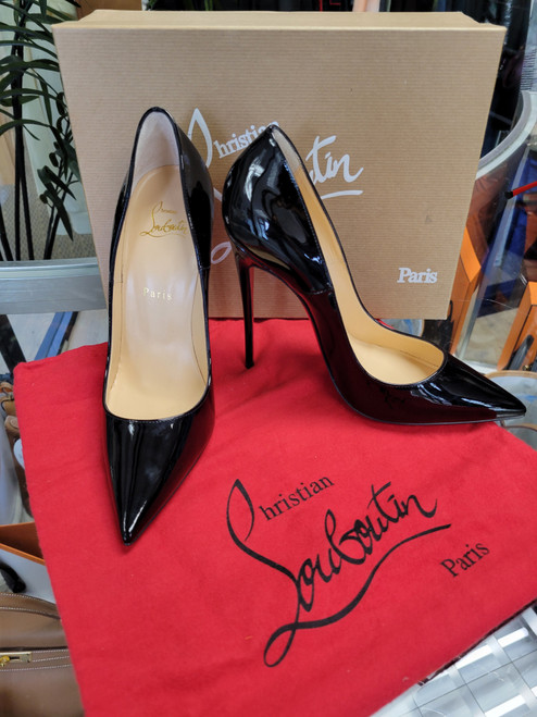 Christian Louboutin So Kate Patent Leather Pumps Size 39