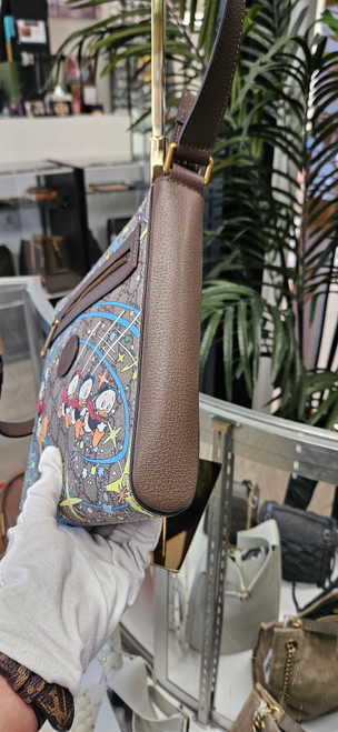 Gucci Messenger bag