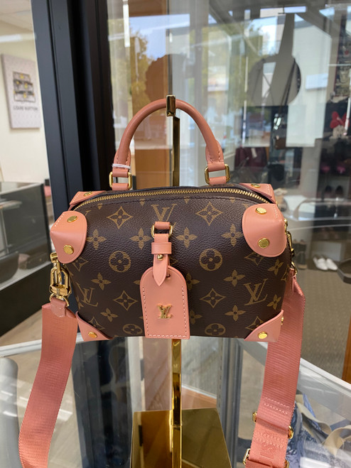 Louis Vuitton pettie