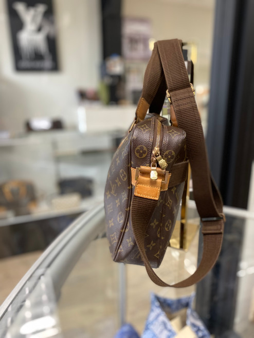 Louis Vuitton monogram 2 way Messenger bag