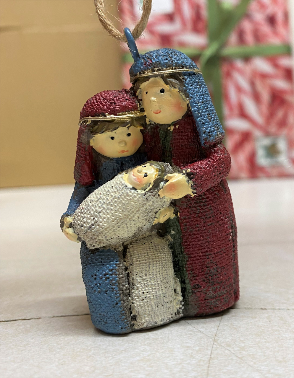 Ornament Holy Family Blue/Red resin 3 inch Assorted