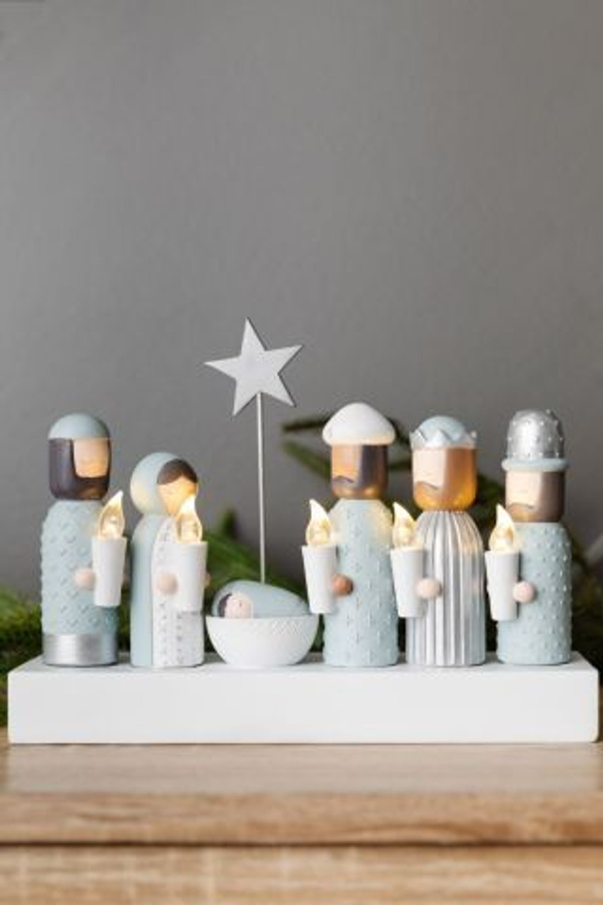 Peg Doll Ice Blue Nativity With Candles (Lighted Nativity) While supplies last*