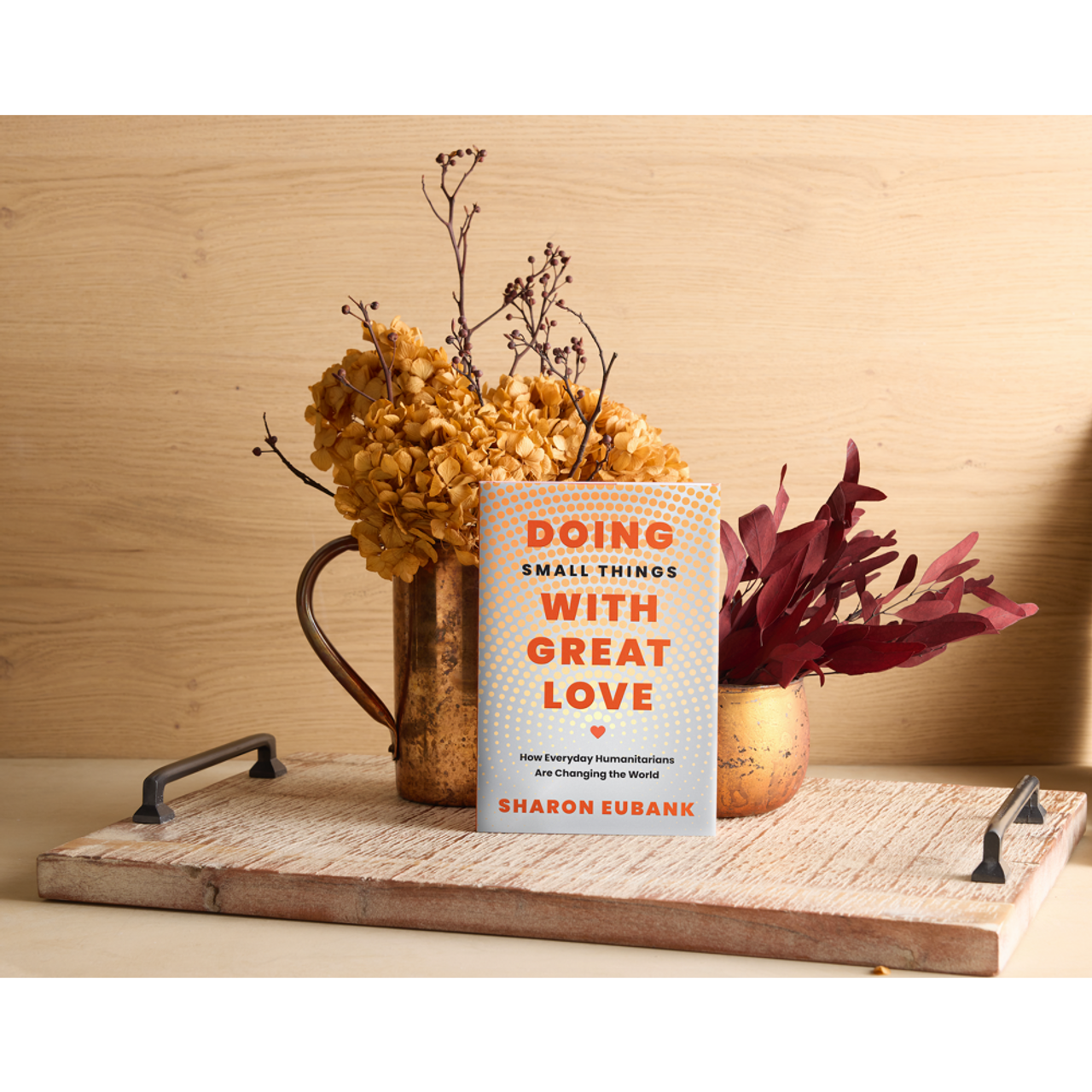 Doing Small Things with Great Love (Hardcover)