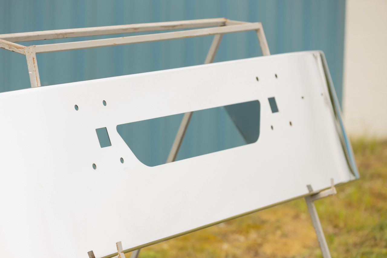 Aftermarket 18-inch Chrome Bumper For International 9400i, 9100, 9200, 9400 – 1997+, Ultrachrome