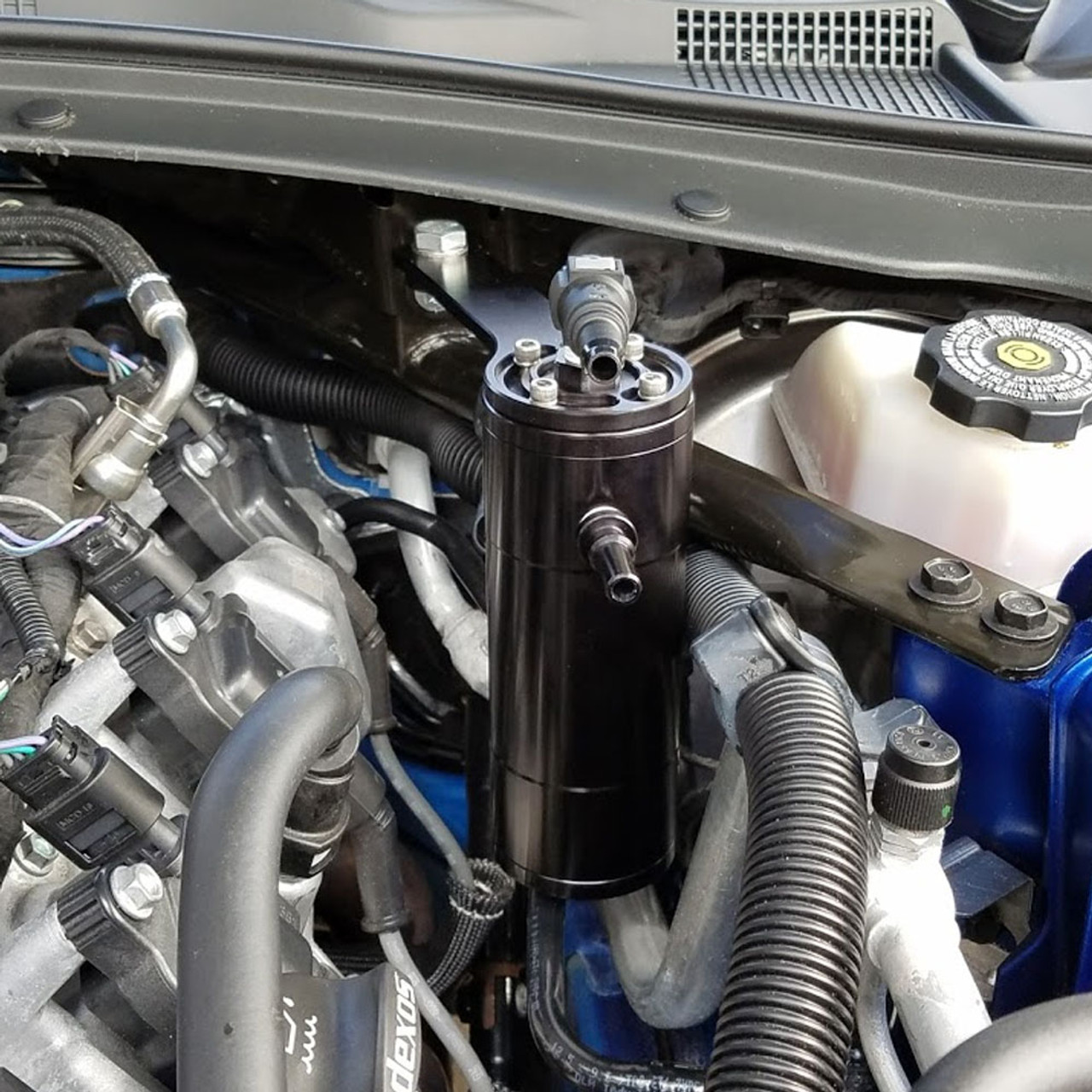 16 20 Camaro Ss Lt1 V8 Single Valve Oil Catch Can Separator Plug N Play