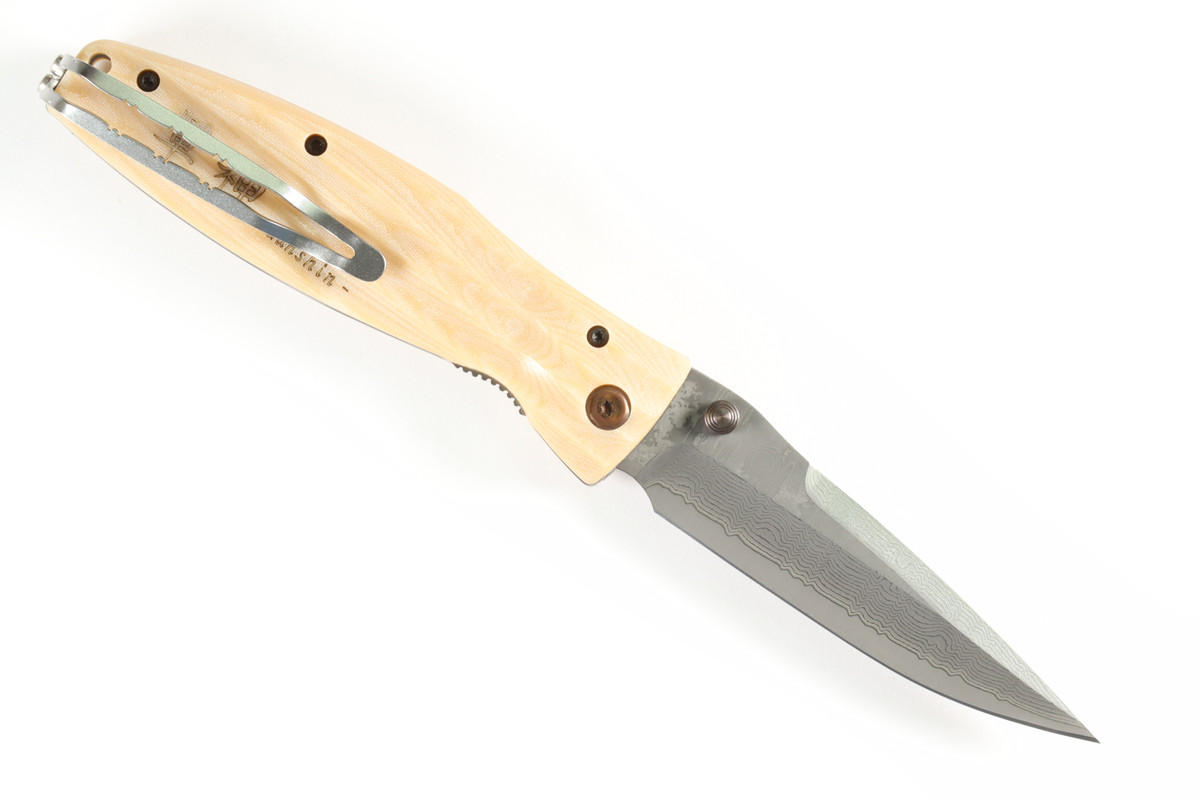 MC-185G Sengoku Uesugi Kenshin Samurai SPG2 San Mai White Micarta