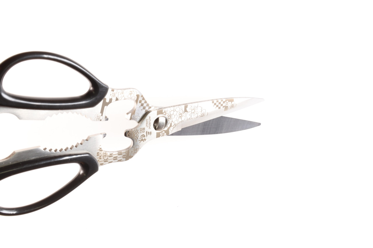 Mcusta Zanmai Sakura 8.5 Kitchen Shears Scissors - Mcusta USA