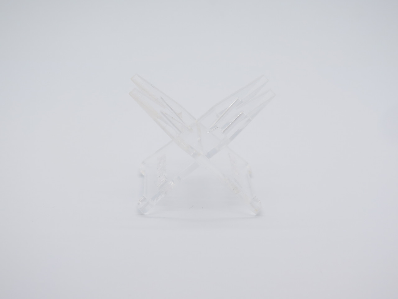 Mcusta Plexiglass Display Stand For Fixed And Folding Knives