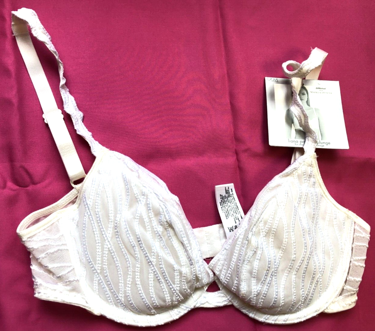 M&S Bra 34B White Removable Inserts Underwired Padded Plunge Liana BNWT -  Against Breast Cancer
