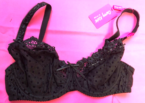 Bnwt 36DD Victoria secret bra