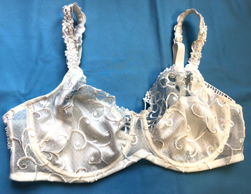 Anita Care Mastectomy Bra 32C White Duo Straps Non Wired Non Padded 5366  BNWT - Against Breast Cancer