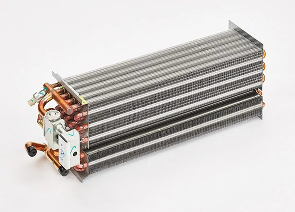 82033007 EVAPORATOR
