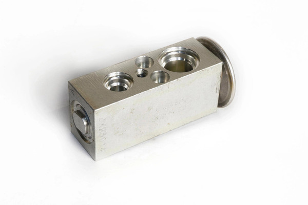 82000932 VALVE, THERMAL EXPAN
