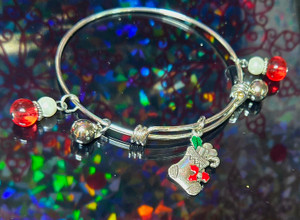 Painted Christmas Stocking Adjustable Bangle (BR-2991C) Painted Christmas Stocking Adjustable Bangle (BR-2991C)