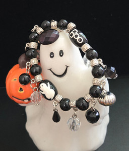 Painted Ghost, Boo Charm Glass Beaded Stretch Bracelet. Painted Ghost, Boo Charm Glass Beaded Stretch Bracelet.