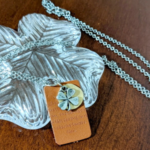 St Patrick Lucky Clover Leaf with Gold Chip Charms Long Necklace St Patrick Lucky Clover Leaf with Gold Chip Charms Long Necklace