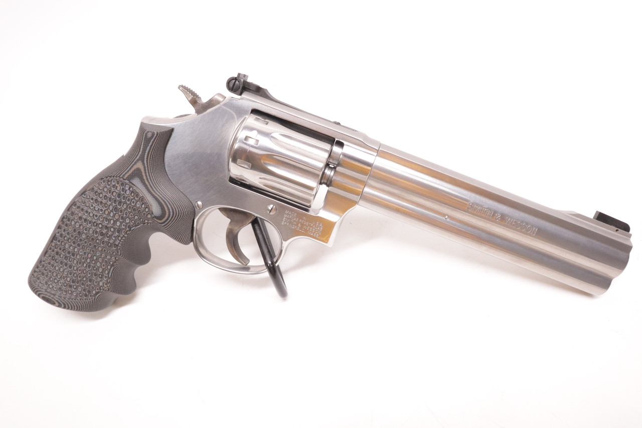 Smith and Wesson 617-6 6" .22LR