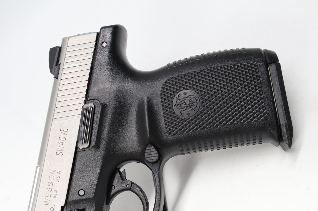 Smith & Wesson SW40VE .40S&W