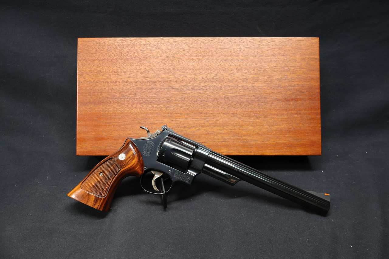 Smith & Wesson Model 29-2 With Presentation Case .44Mag