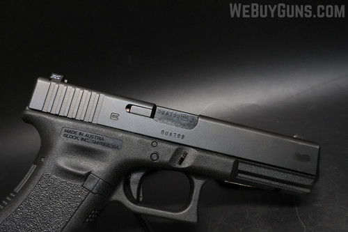 Glock 22 Gen 3 W/ Tupperware Box 40S&W