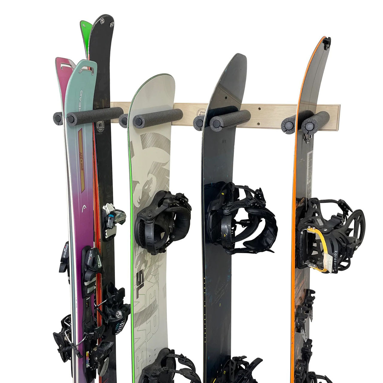 Wegenbouwproces vaak Universeel Vertical Snowboard Rack | Wood Board Hanger