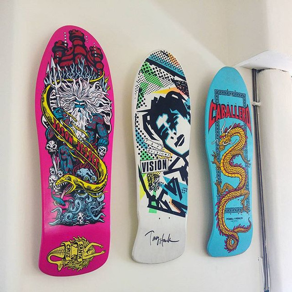 Tony Hawk Details about   Skateboard Deck Wall Hanger Mount 